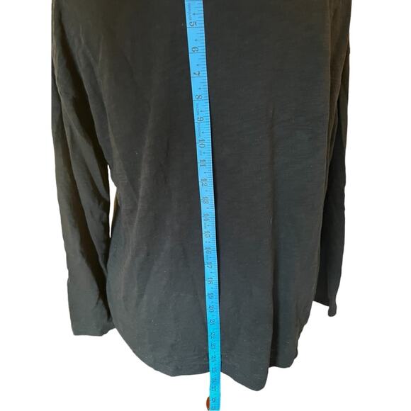 Lilla P Black Yoke Front Hi-Low Tee in Loose Knit Slub - Large - Picture 4 of 6